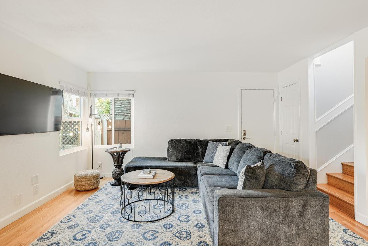 Massive W Stunning Rooftop, Parking, Spa, Ac & Bay Views! Casa de férias San Diego