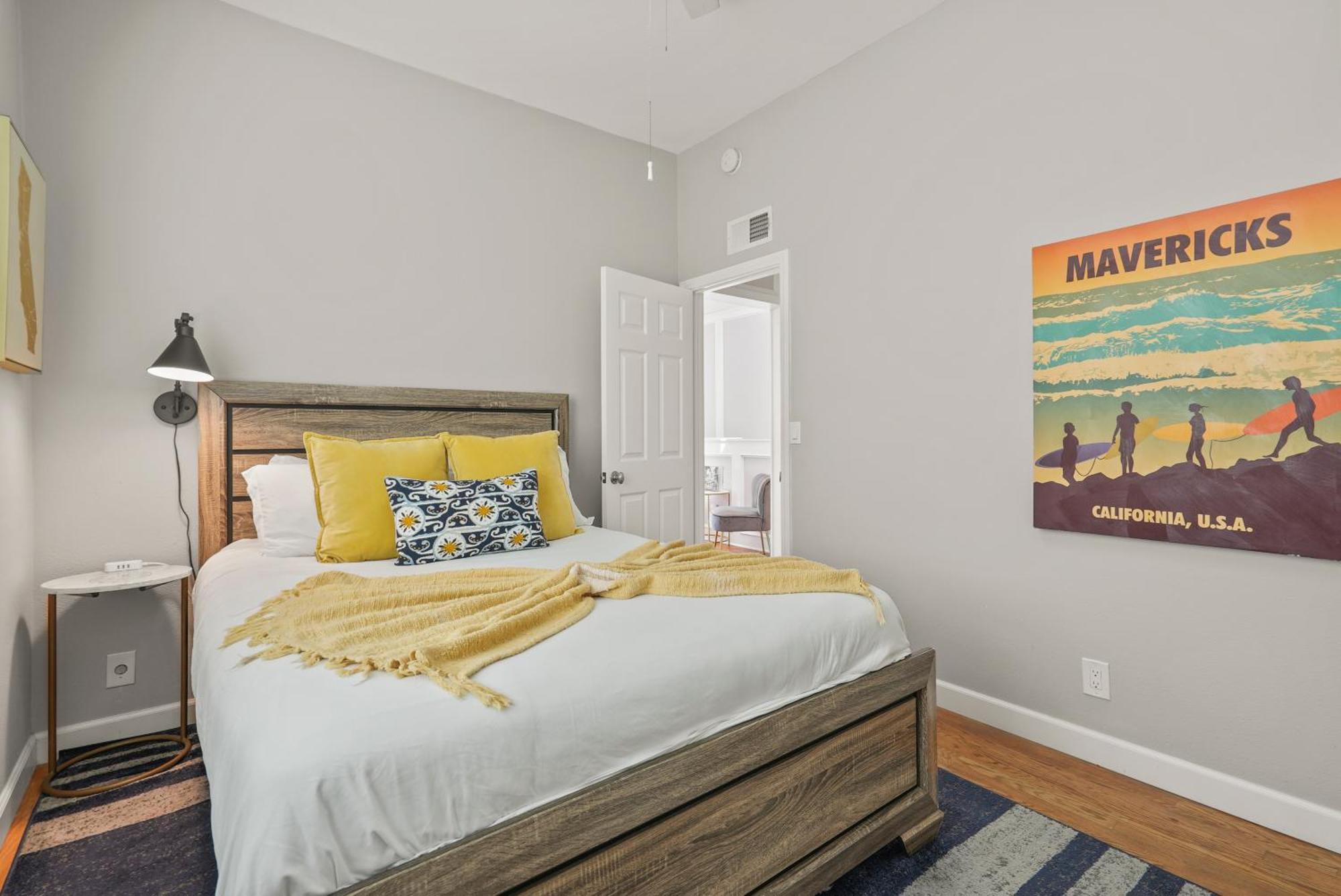 Massive W Stunning Rooftop, Parking, Spa, Ac & Bay Views! Casa de férias *